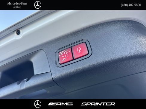 Certified 2024 Mercedes-Benz GLA 35 AMG 4MATIC image 7