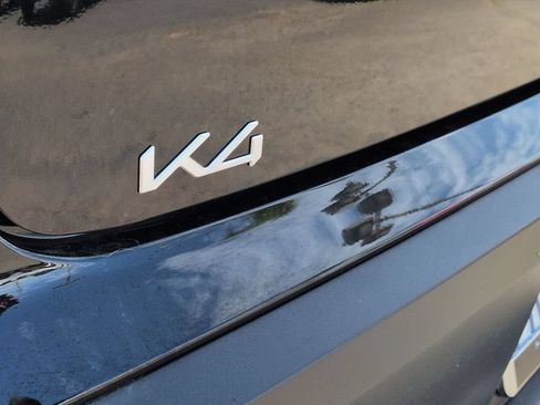 Certified 2025 Kia K4 FWD image 33