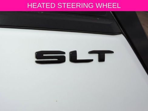 Used 2022 GMC Terrain SLT w/ Elevation Edition image 19