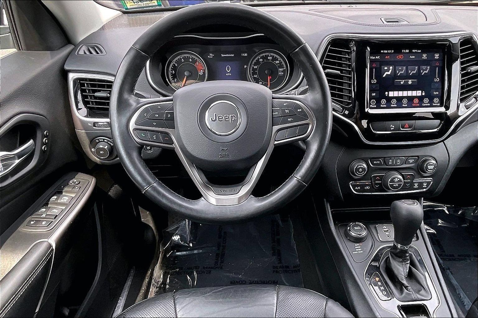 Used 2019 Jeep Cherokee Limited AWD/4WD image 5