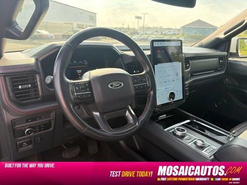 Used 2024 Ford Expedition Limited AWD/4WD image 8