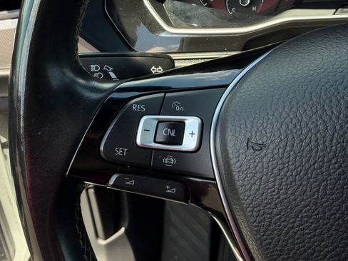 Used 2019 Volkswagen Jetta R-Line FWD image 10