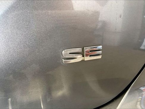 Used 2022 Mitsubishi Outlander SE image 19