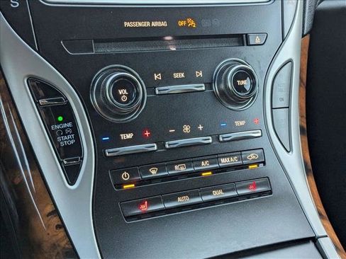 Used 2019 Lincoln Nautilus Select image 15