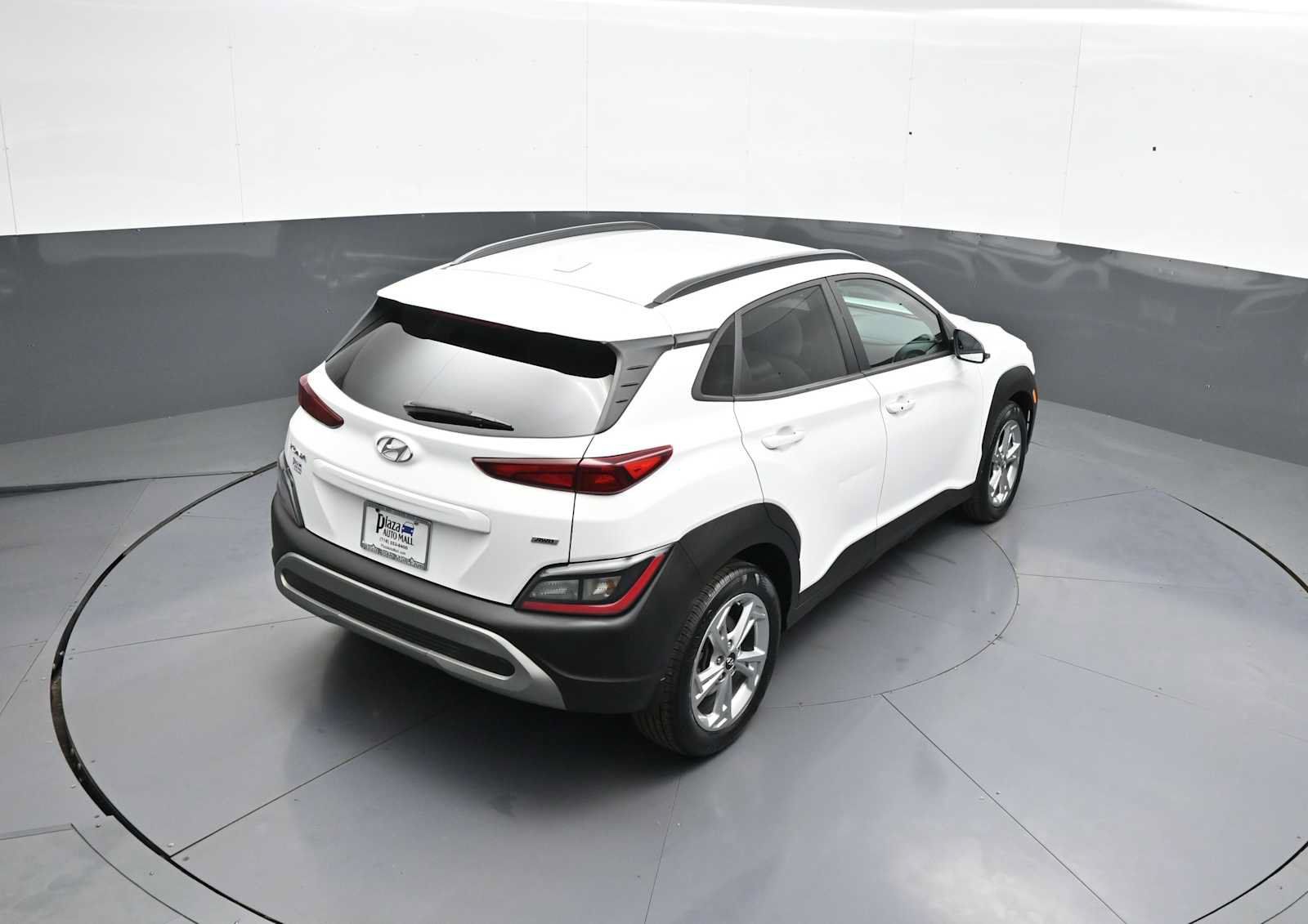 Certified 2023 Hyundai Kona SEL AWD/4WD image 35
