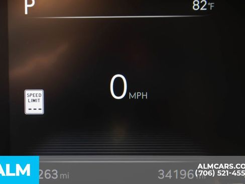 Used 2025 Genesis GV70 2.5T image 31