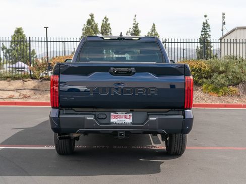 Used 2024 Toyota Tundra Limited AWD/4WD image 9