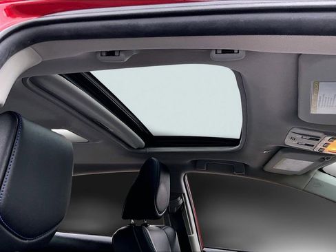 Used 2019 Toyota Corolla XSE image 15