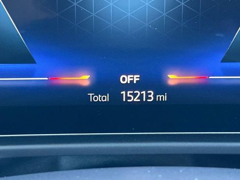 Used 2023 BMW i4 eDrive35 image 30