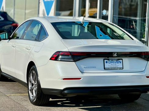 Used 2024 Honda Accord EX image 32