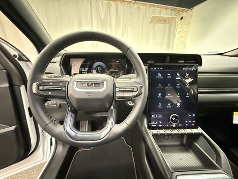 New 2026 GMC Terrain AT4 image 27