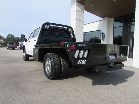 Used 2021 Chevrolet Silverado 3500 W/T w/ WT Convenience Package image 3