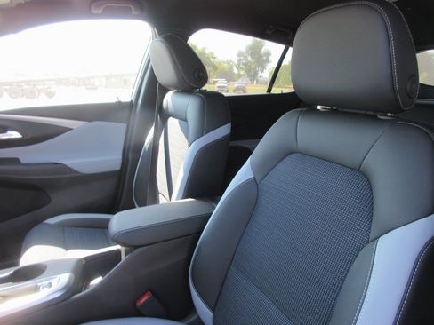 New 2026 Buick Envista Preferred image 13