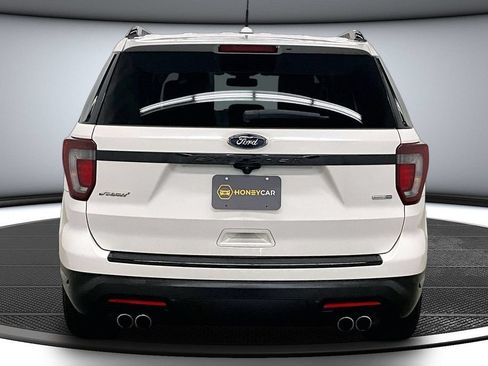 Used 2018 Ford Explorer Sport w/ Equipment Group 401A AWD/4WD image 5