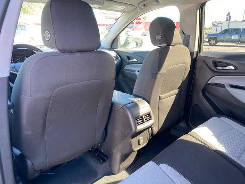 Used 2023 Chevrolet Equinox LT w/ Driver Convenience Package image 28