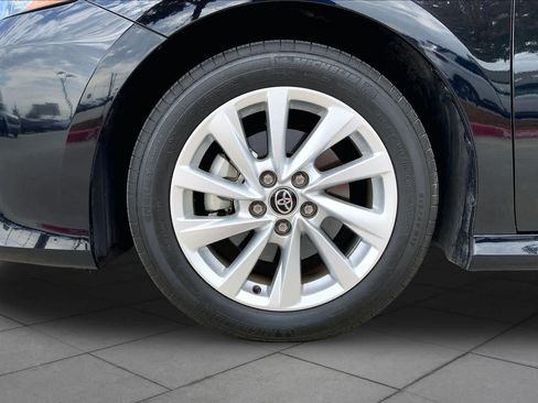 Used 2024 Toyota Camry LE w/ Convenience Package FWD image 11