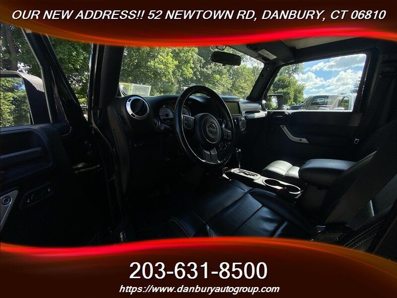 Used 2011 Jeep Wrangler Unlimited Rubicon w/ Trailer Tow Group AWD/4WD image 14