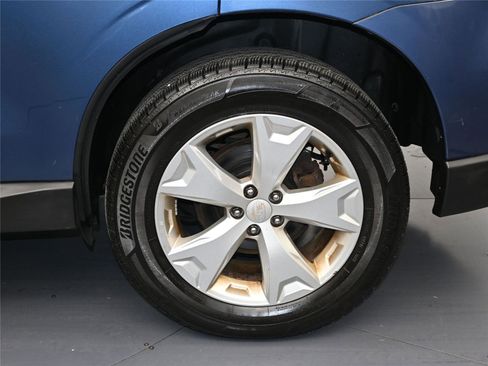 Used 2014 Subaru Forester 2.5i Limited image 13
