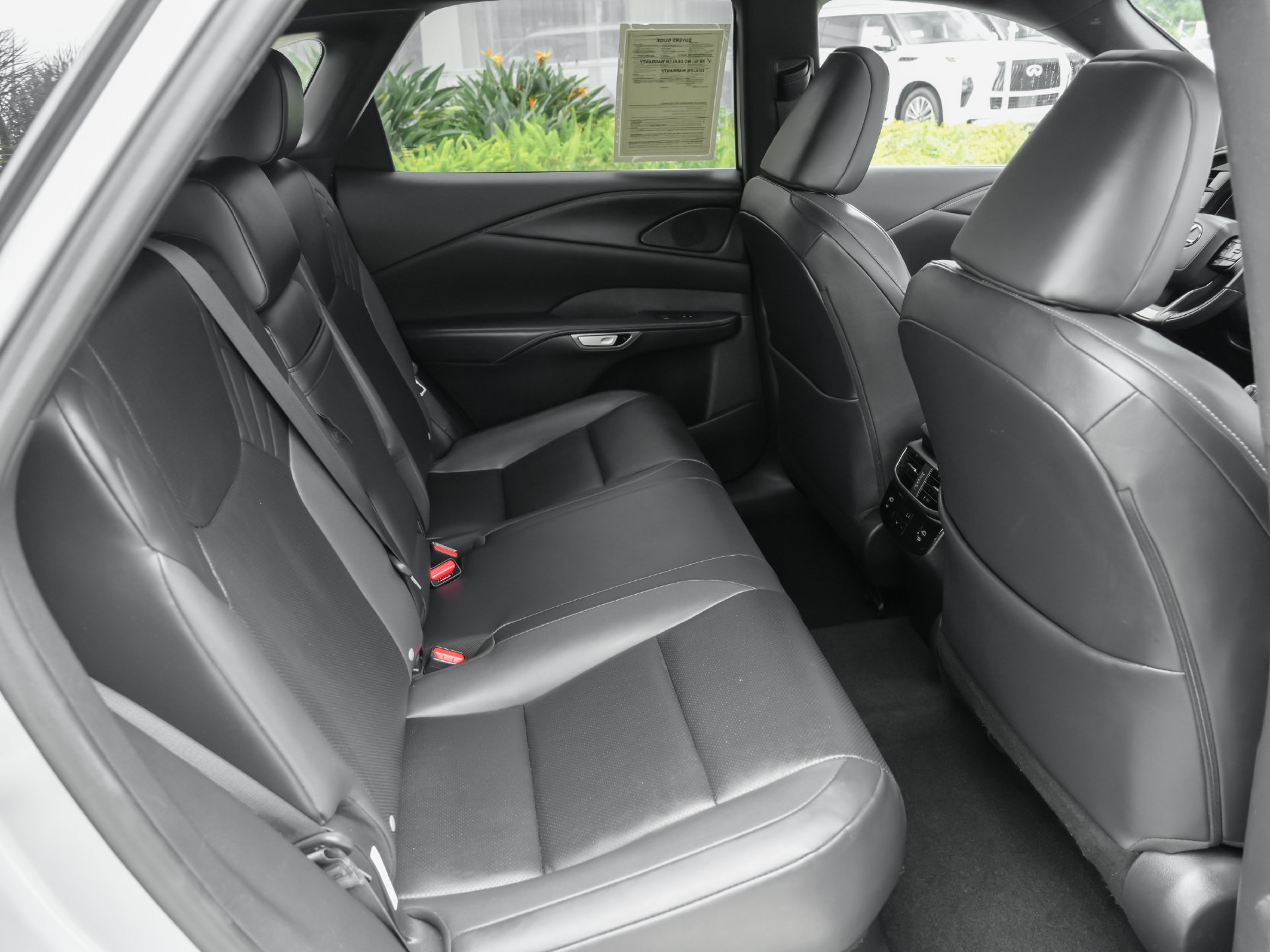 Used 2023 Lexus RX 350 Premium w/ Accessory Package AWD/4WD image 38