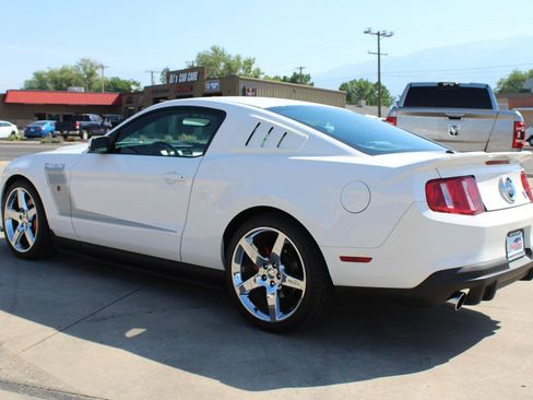 Used 2010 Ford Mustang GT RWD image 42