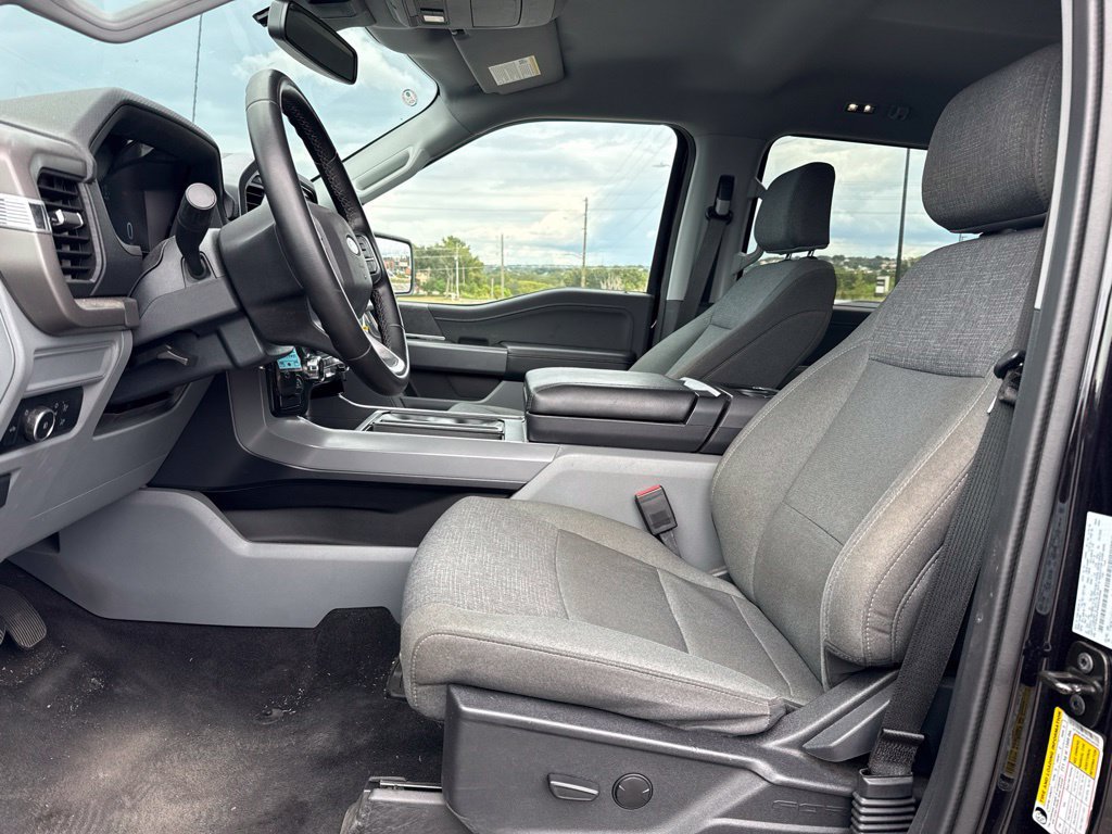 Used 2024 Ford F150 XLT w/ Mobile Office Package RWD image 6