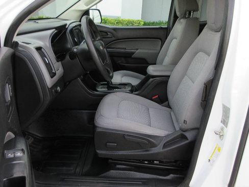 Used 2018 Chevrolet Colorado W/T w/ WT Convenience Package RWD image 9