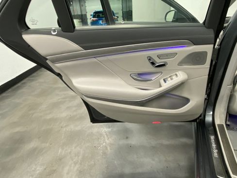 Used 2016 Mercedes-Benz S 550 4MATIC Sedan image 46