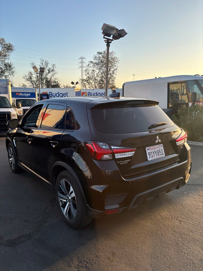 Used 2025 Mitsubishi Outlander Sport SE AWD/4WD image 5