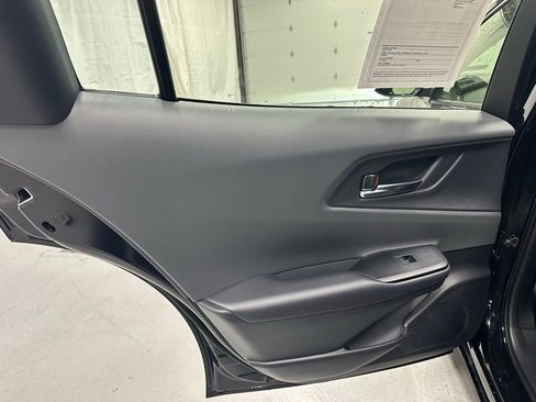 Used 2025 Toyota Prius XLE image 44