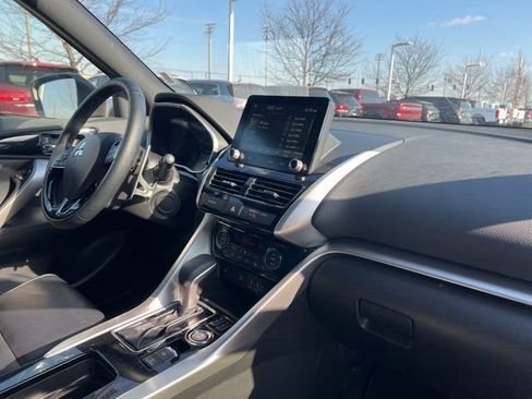 Used 2025 Mitsubishi Eclipse Cross SEL image 35