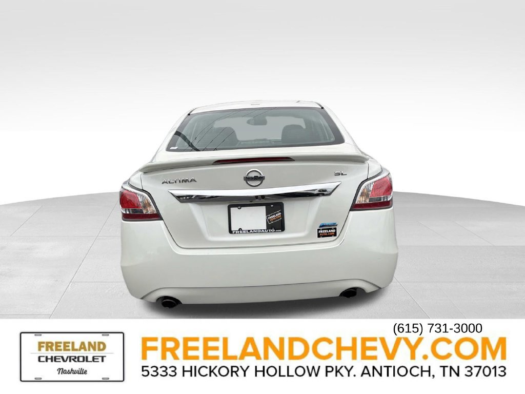 Used 2014 Nissan Altima 2.5 SL w/ Technology Package FWD image 4
