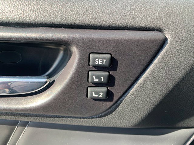 Used 2019 Subaru Outback 3.6R Limited AWD/4WD image 15