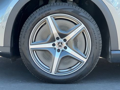 Used 2023 Mercedes-Benz EQE 350+ SUV w/ AMG Line Exterior Package image 27