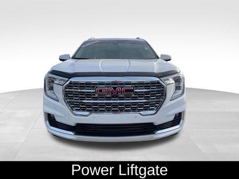 Used 2024 GMC Terrain Denali w/ Denali Premium Package image 4