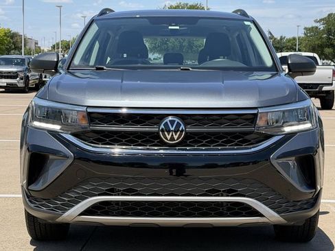 Used 2023 Volkswagen Taos S FWD image 7