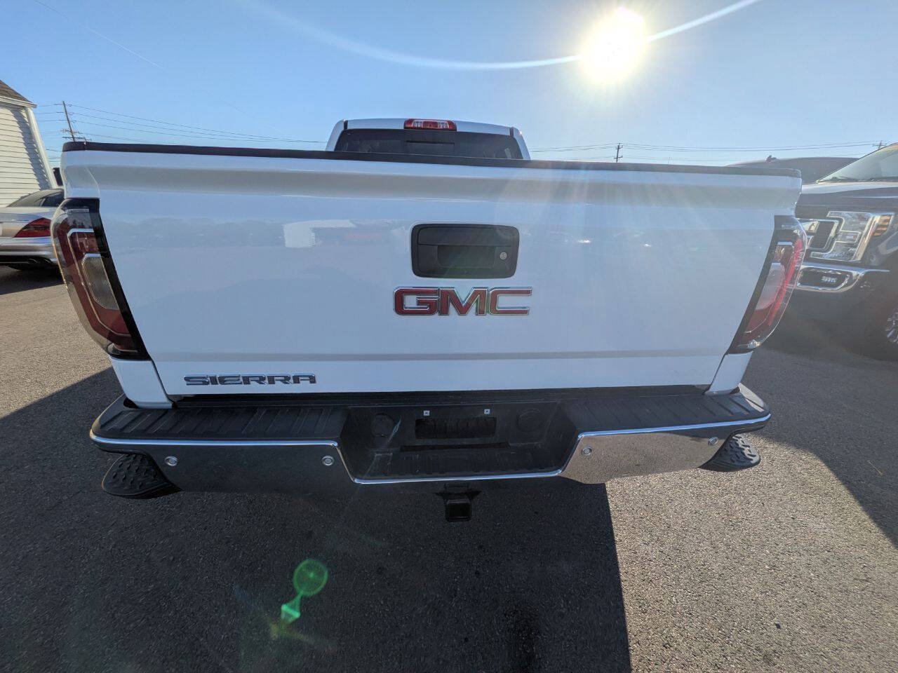 Used 2016 GMC Sierra 1500 SLT w/ SLT Preferred Package AWD/4WD image 6