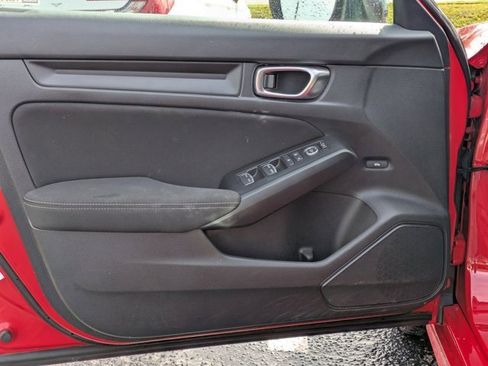 Used 2024 Honda Civic Sport image 2