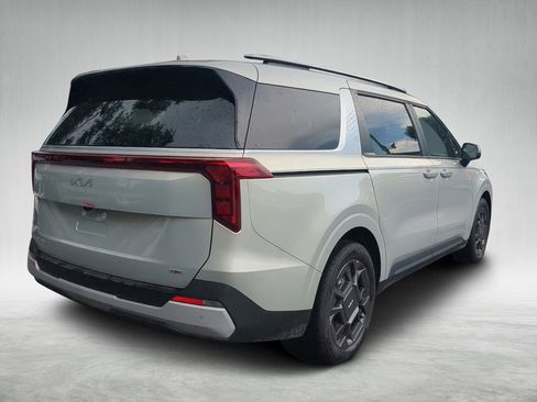 New 2026 Kia Carnival EX image 3