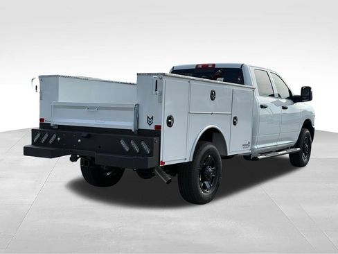 New 2026 RAM 2500 Tradesman AWD/4WD image 27