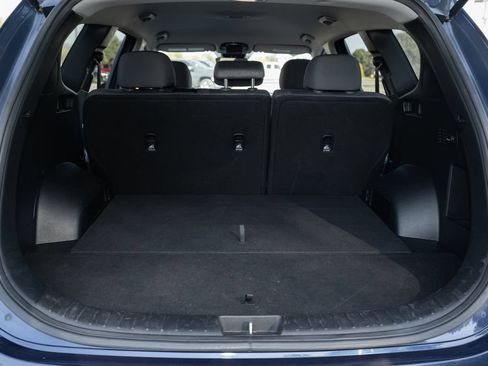Used 2022 Hyundai Santa Fe SEL FWD image 38
