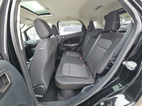 Used 2020 Ford EcoSport SE image 24