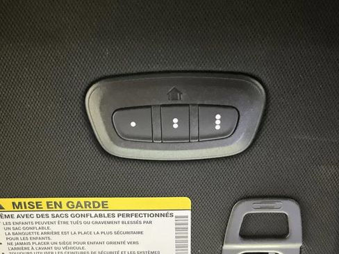 Used 2025 Jeep Grand Cherokee L Limited w/ Luxury Tech Group II image 27