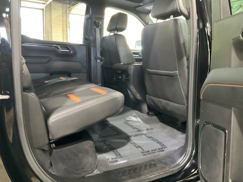 Used 2024 GMC Sierra 1500 AT4 w/ AT4 Preferred Package AWD/4WD image 19