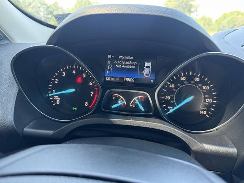 Used 2017 Ford Escape Titanium AWD/4WD image 22