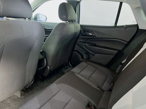Used 2024 Chevrolet Trax LS FWD image 29