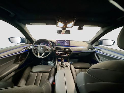 Used 2022 BMW 530i 530i w/ Premium Package image 18