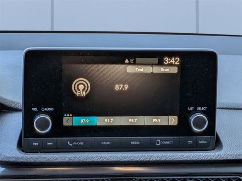 Used 2024 Acura Integra A-Spec image 17