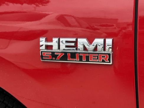 Used 2019 RAM 1500 Lone Star RWD image 9