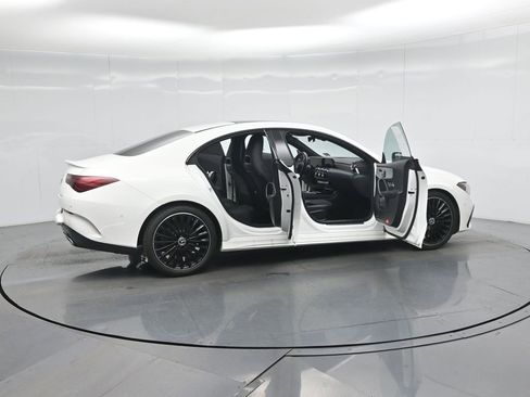 Used 2024 Mercedes-Benz CLA 250 image 4