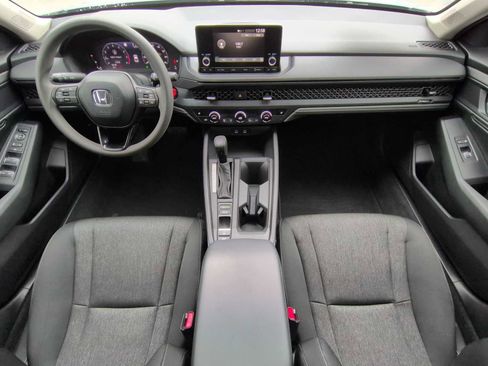 Used 2025 Honda Accord SE image 15